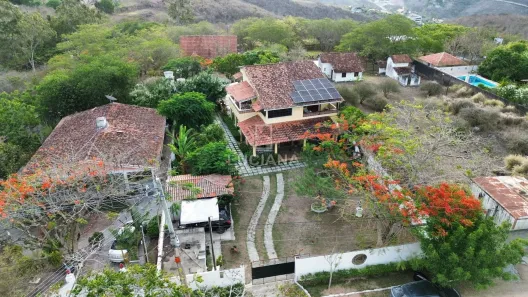 Fazenda/Sítio com 4 Quartos à venda, 280m² no Alpes Suiços, Gravatá