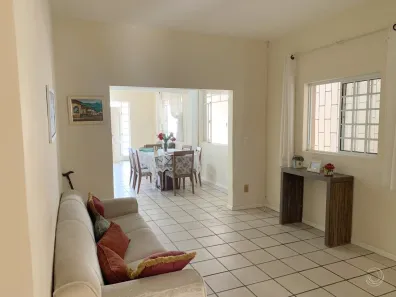 Casa com 3 Quartos à venda, 213m² no Balneário, Florianópolis