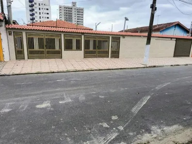 Casa com 3 Quartos à venda, 230m² no Solemar, Praia Grande