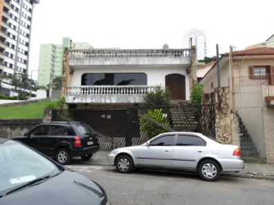 Sobrado com 4 Quartos à venda, 375m² no Vila Gilda, Santo André