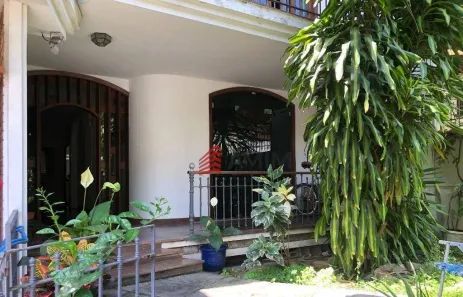 Casa com 5 Quartos à venda, 492m² no Vital Brazil, Niterói