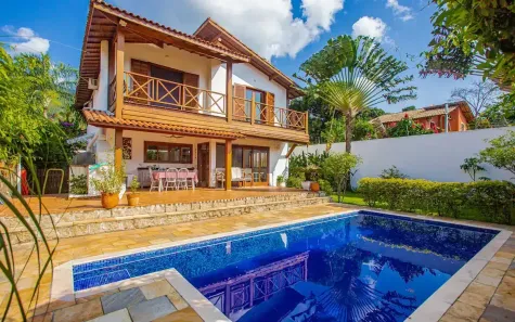 Sobrado com 4 Quartos à venda, 270m² no Urubu, Ilhabela