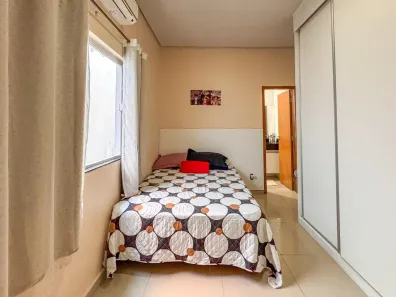 Casa com 3 Quartos à venda, 147m² no Parque Piauí, Teresina