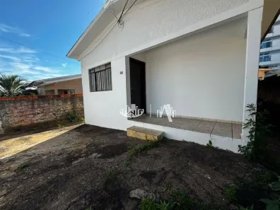 Casa com 3 Quartos para alugar, 85m² no Jardim Higienópolis, Londrina