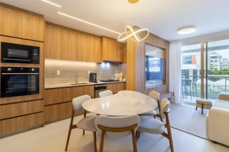 Apartamento com 3 Quartos à venda, 104m² no Jurerê, Florianópolis