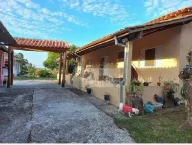 Fazenda/Sítio com 3 Quartos à venda, 160m² no Parque Residencial Alvorada, Caçapava