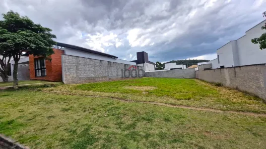 Lote/Terreno à venda, 445m² no Vina Del Mar, Juiz de Fora