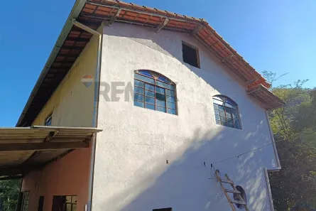 Fazenda/Sítio com 5 Quartos à venda, 132m² no Distrito Industrial Operário Raimundo Fantini, Sabará
