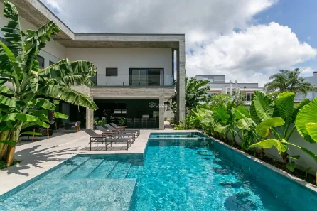 Casa com 5 Quartos para alugar, 513m² no Jurerê Internacional, Florianópolis