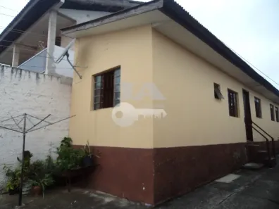 Casa com 2 Quartos para alugar, 55m² no Alto Boqueirão, Curitiba