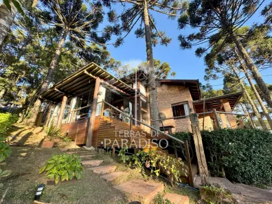 Casa de Condomínio com 4 Quartos à venda, 250m² no Pinhais, Campo Alegre