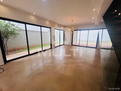 Casa de Condomínio com 4 Quartos para alugar, 300m² no Jardim Sul, Uberlândia