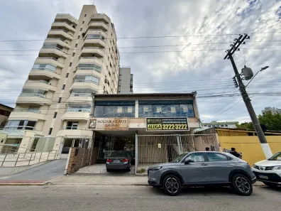 Sala Comercial para alugar, 300m² no Centro, Florianópolis
