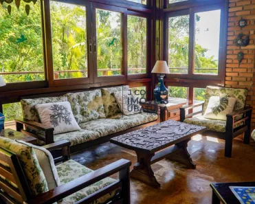 Casa com 5 Quartos à venda, 350m² no Praia Vermelha, Ubatuba