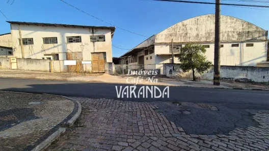 Galpão/Depósito/Armazém à venda, 3400m² no Vila Sonia, Valinhos