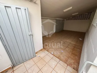 Casa com 4 Quartos para alugar, 135m² no Nossa Senhora Aparecida, Uberlândia
