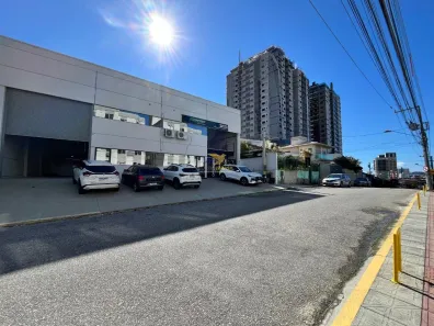 Galpão/Depósito/Armazém para alugar, 240m² no Nossa Senhora do Rosário, São José