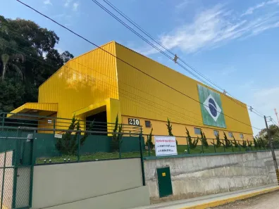 Galpão/Depósito/Armazém para alugar, 600m² no Steffen, Brusque