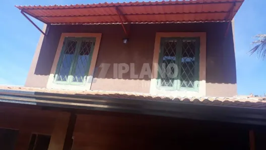 Sobrado com 4 Quartos à venda, 180m² no Parque Sabiá, Brodowski