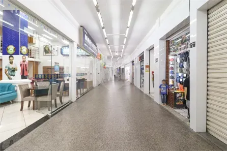 Prédio Comercial à venda, 1781m² no Santo Amaro, São Paulo