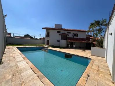 Casa com 3 Quartos à venda, 450m² no Parque Residencial Versailles, Sumaré