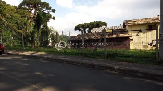 Lote/Terreno à venda, 483m² no Palace Hotel, Canela