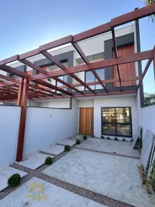 Casa com 3 Quartos à venda, 111m² no Saguaçu, Joinville