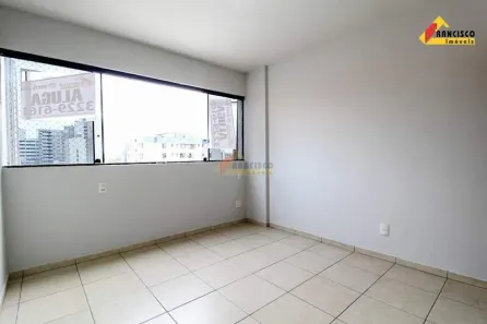 Apartamento com 2 Quartos para alugar, 70m² no Centro, Divinópolis