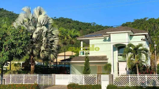 Casa de Condomínio com 6 Quartos à venda, 700m² no Ubatiba, Maricá