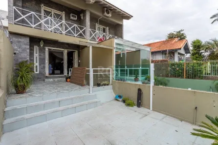 Sobrado com 3 Quartos à venda, 172m² no Jardim Itu, Porto Alegre