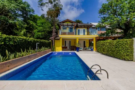 Casa com 3 Quartos à venda, 250m² no Centro, Balneário Camboriú