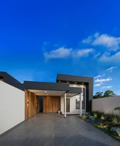 Casa com 3 Quartos à venda, 130m² no Novo Aleixo, Manaus