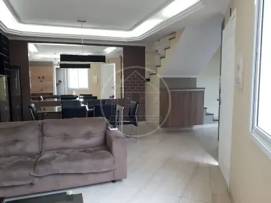 Sobrado com 3 Quartos à venda, 112m² no Canhema, Diadema