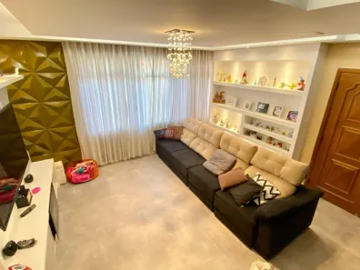 Sobrado com 4 Quartos à venda, 229m² no Vila Alpina, Santo André