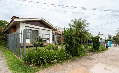 Imóvel Comercial para alugar, 232m² no Chácara das Pedras, Porto Alegre