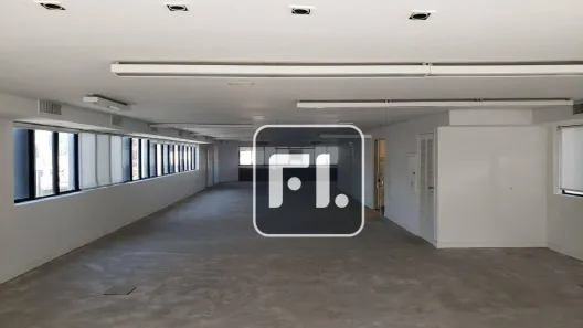 Sala Comercial para alugar, 259m² no Vila Olímpia, São Paulo