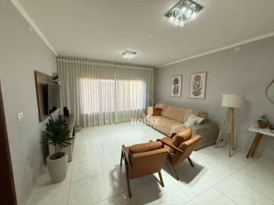Sobrado com 3 Quartos à venda, 375m² no Jardim Santo Antônio, Mogi Guaçu