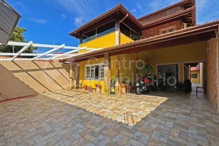 Casa com 3 Quartos à venda, 238m² no Centro, Peruíbe