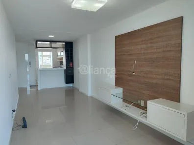 Apartamento com 2 Quartos para alugar, 80m² no Praia da Costa, Vila Velha