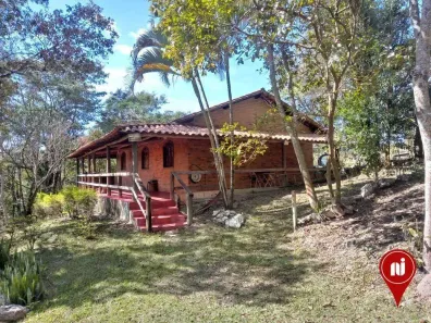 Fazenda/Sítio com 3 Quartos à venda, 150m² no Brumadinho, Brumadinho