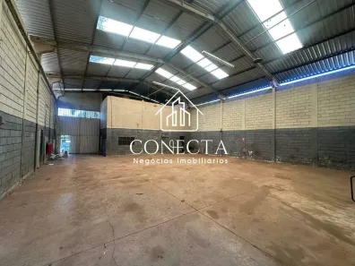 Galpão/Depósito/Armazém para alugar, 500m² no Distrito Industrial, Uberlândia