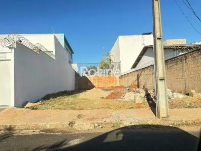 Lote/Terreno à venda, 250m² no Bosque dos Buritis, Uberlândia
