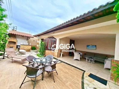 Casa com 3 Quartos à venda, 200m² no Engenheiro Luciano Cavalcante, Fortaleza