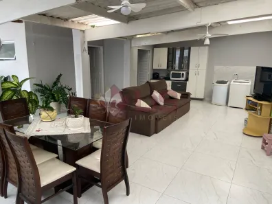 Casa com 4 Quartos à venda, 165m² no Martim de Sá, Caraguatatuba