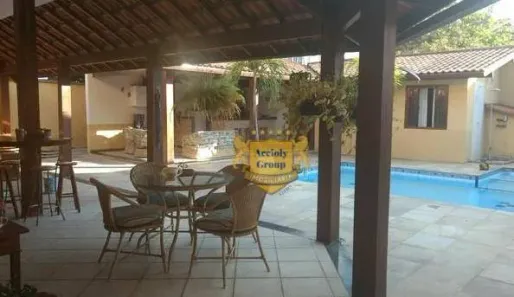 Casa com 6 Quartos à venda, 555m² no Maria Paula, Niterói