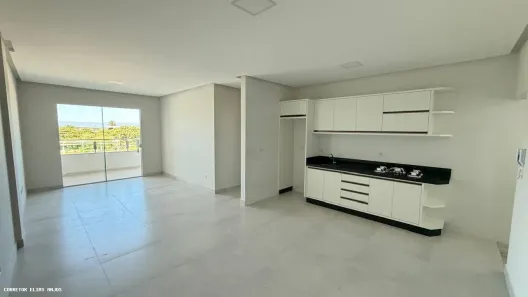 Apartamento com 3 Quartos para alugar, 120m² no Guanambi, Guanambi