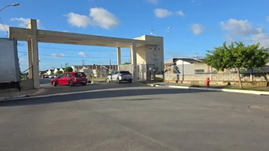 Casa de Condomínio com 2 Quartos à venda, 53m² no Cidade Universitária, Maceió