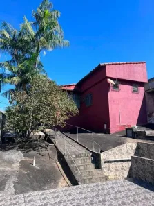 Casa com 3 Quartos para alugar, 111m² no Carmari, Nova Iguaçu