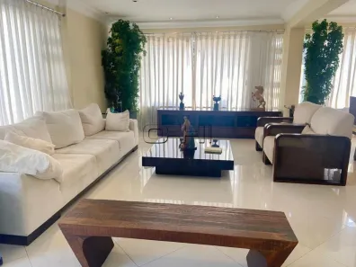 Casa com 5 Quartos para alugar, 682m² no Campo Belo, São Paulo