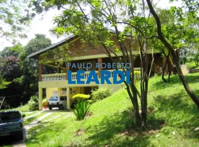 Fazenda/Sítio com 3 Quartos à venda, 244m² no Dois Córregos, Valinhos